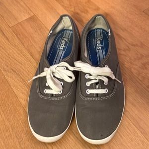 Keds Olive 9.5